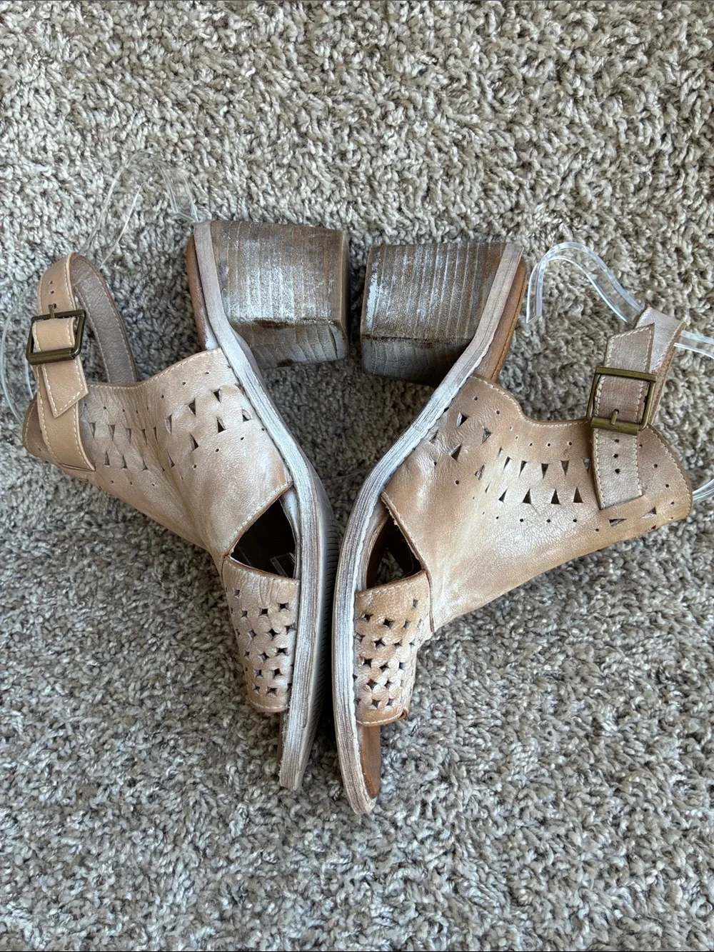 Roan by Bed|Stu Christine P Distressed Tan Laser-Cut Slingback Heels size 8.5